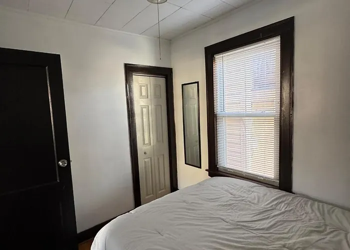Apartamento Cozy 3bd - Free Parking & Fast Wifi!